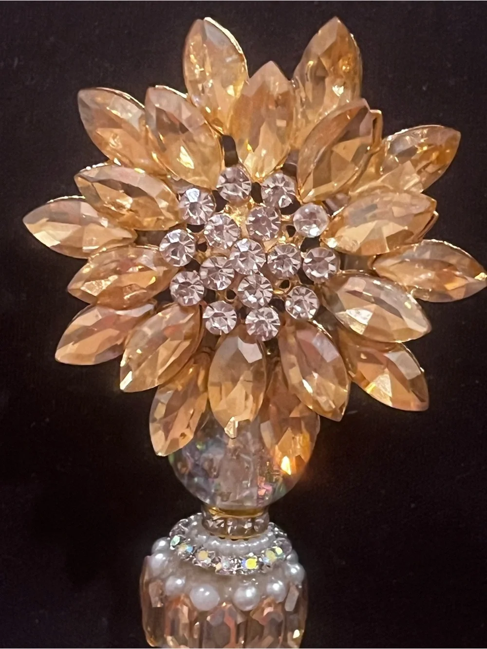Designer inspired Gold-Tone Pearl & Crystal Flower focal fancy beaded pen